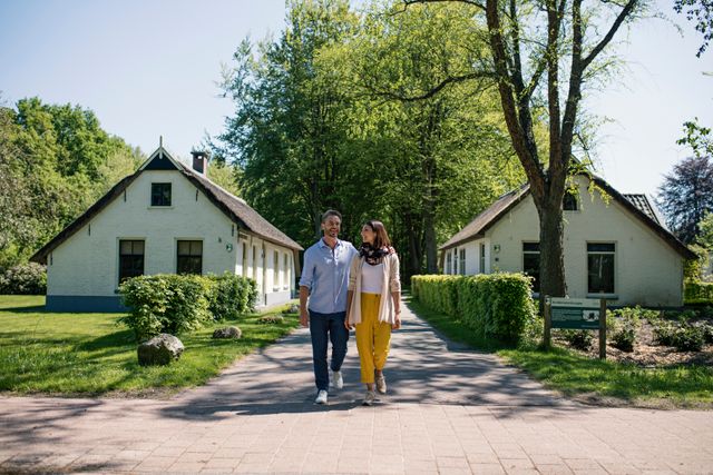 Stel loopt door Kolonie van Weldadigheid